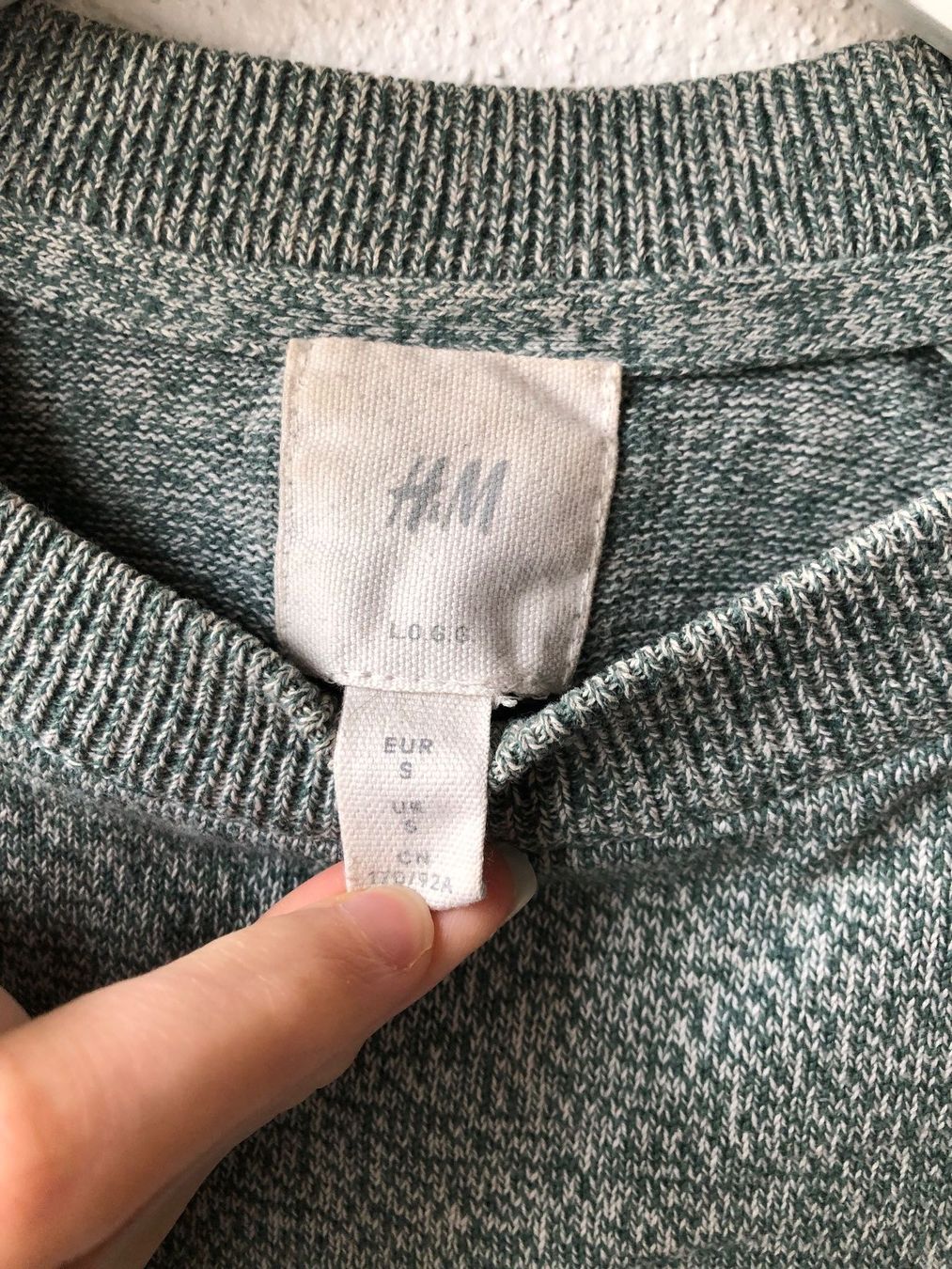 H&M Maglioni & Felpe: Pull H&M Homme Taille S vert gris – Usato da St-Aubin FR venduto da Tiweety 1