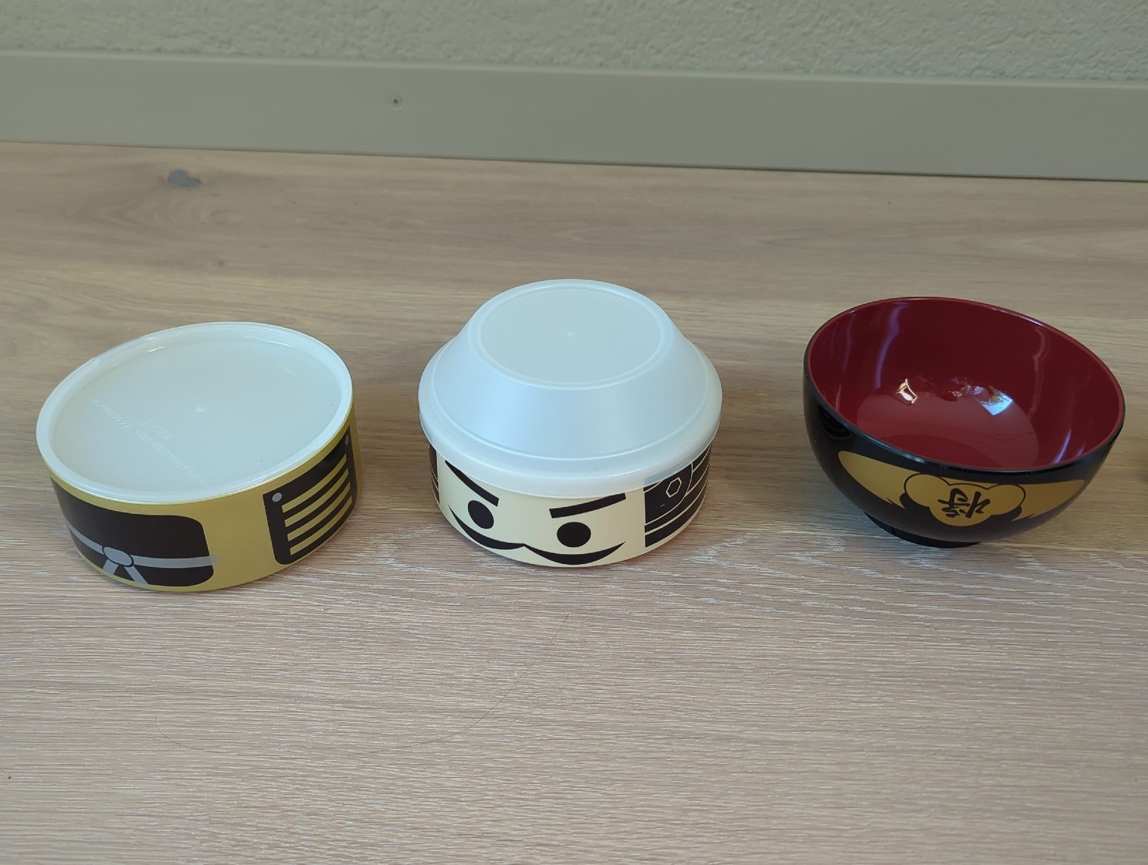 Set di piatti: japanische Samurai Bento Box – Nuovo (secondo la descrizione) da Niederscherli venduto da lacana._ 1