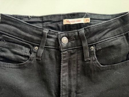Levis Jeans 721 Skinny - Grösse 25