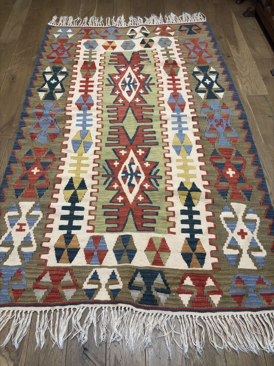 Kelim Tappeti: Wunderschöner bunter Kelim – Usato da Bennau venduto da Mayer_Carpets 1