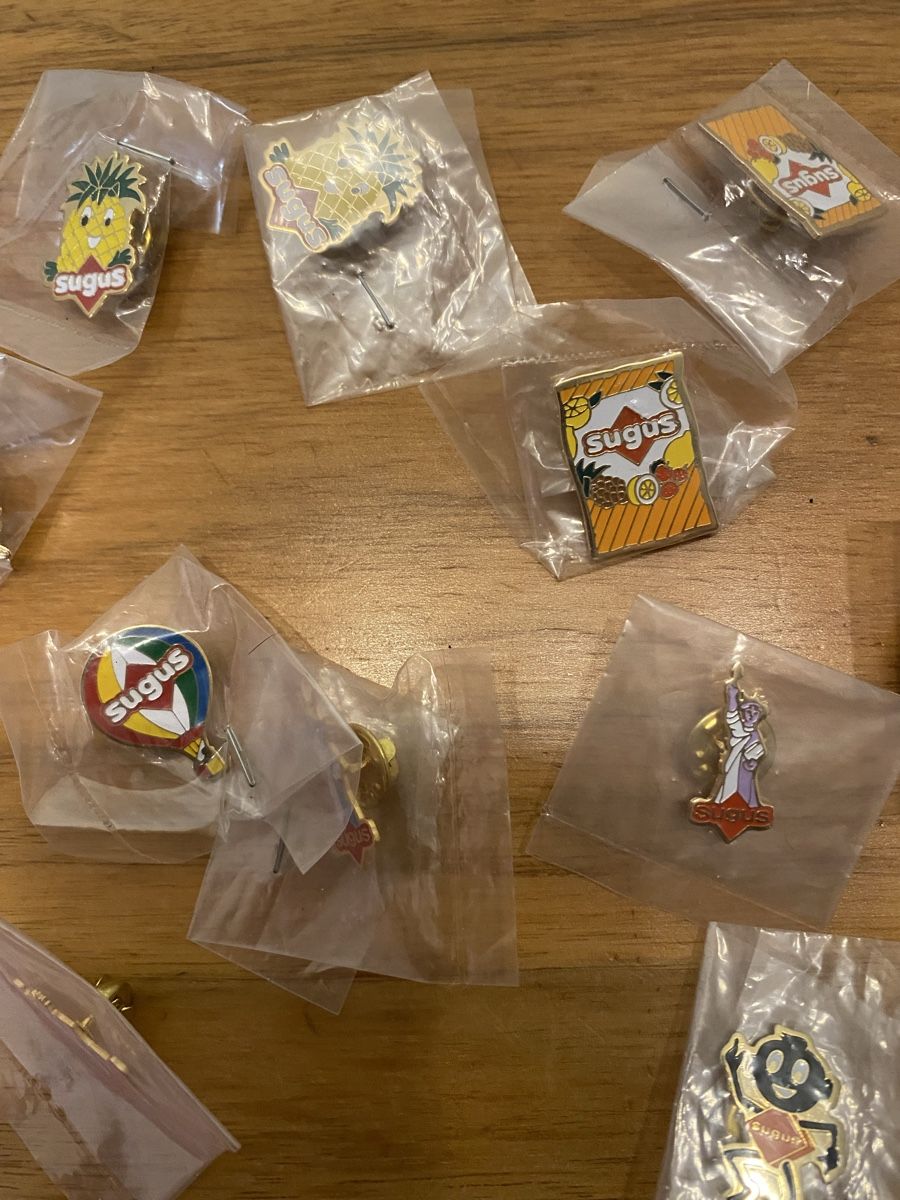 Spille & Fermagli: Pins Sugus – Nuovo (secondo la descrizione) da St.Gallen venduto da Design04 2
