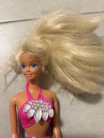Barbie Puppe mit blonden Haaren 90er