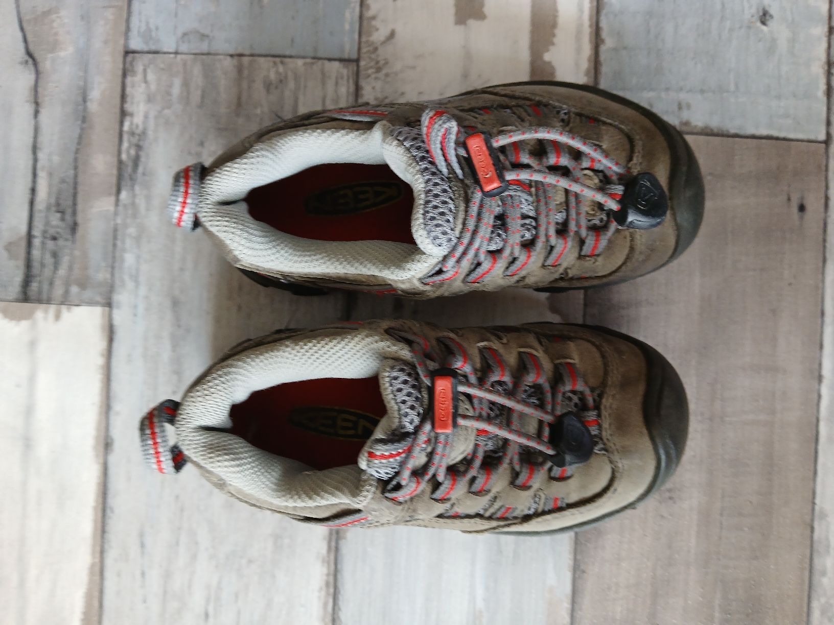 Keen Scarpe per ragazzi: 28 Keen Trackinh Schuh Wanderschuh – Usato da Sevelen venduto da boutiquenounou 1