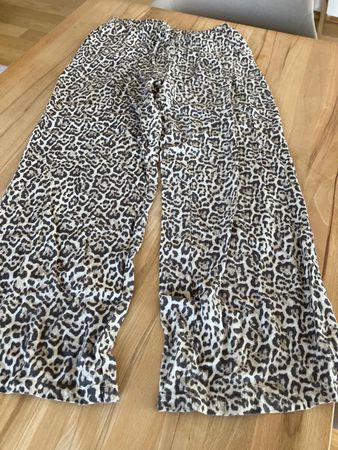 Stradivarius Schlabberhosen Grösse XS