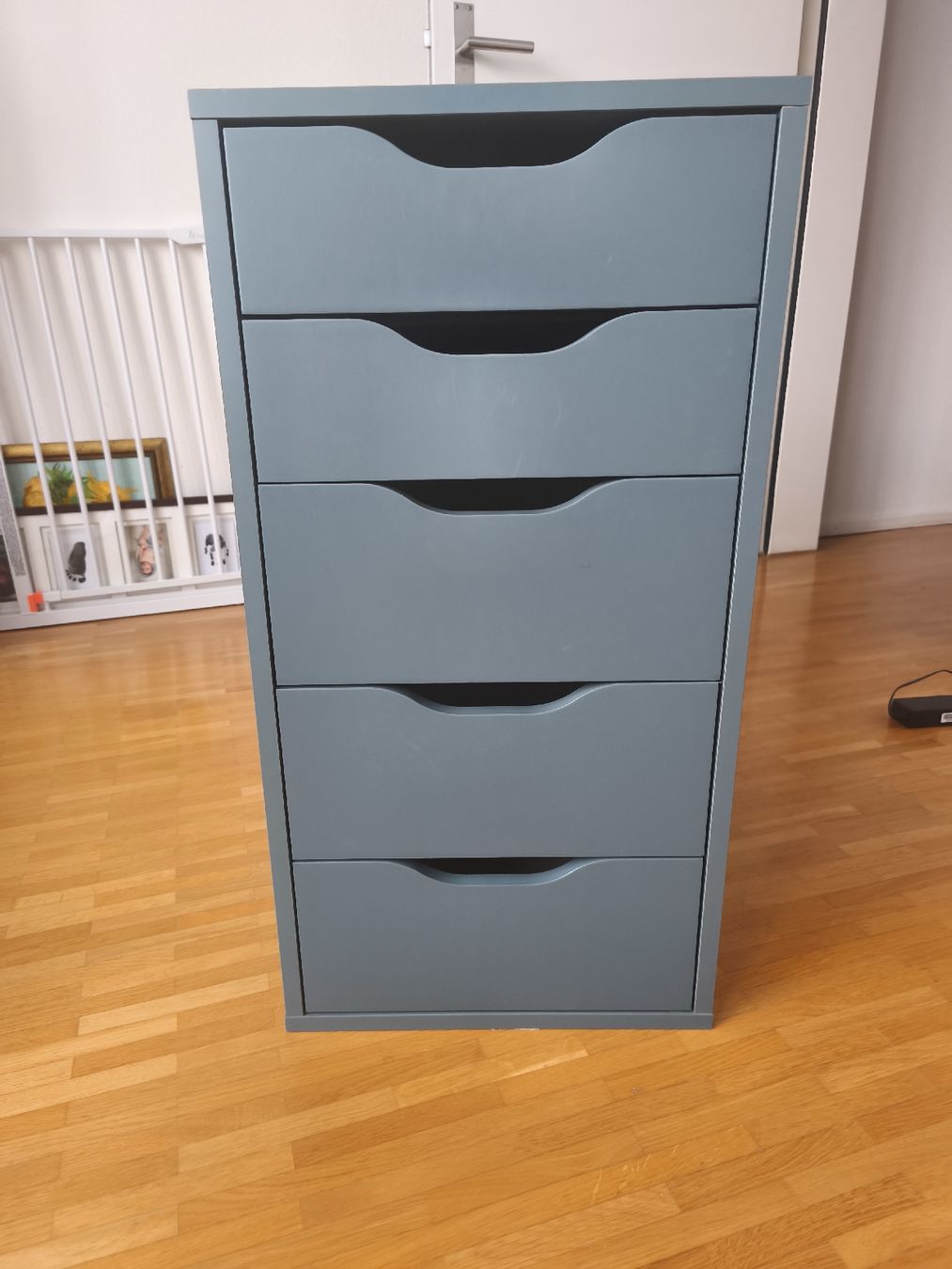 Ikea Cassettiere: IKEA Alex Kommode blaugrau, leichte Gebrauchsspuren – Usato da Reinach BL venduto da MIL-HA 1