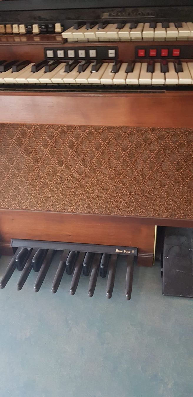 Strumenti musicali: Orginal Hammond Orgel – Difettoso da Meiringen venduto da Vwja75 1