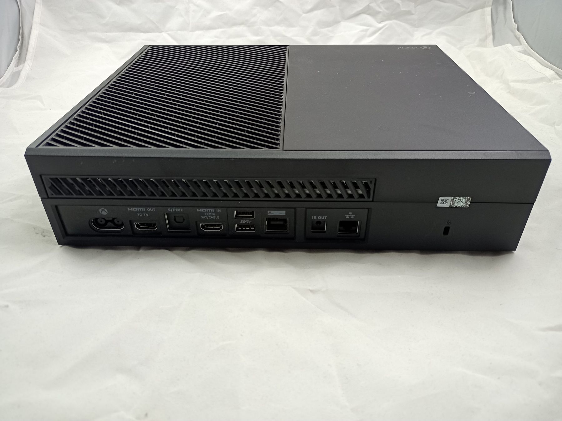 Console: Xbox One Konsole 500GB mit Controller – Usato da Buchs AG venduto da SellAndBuyX 3