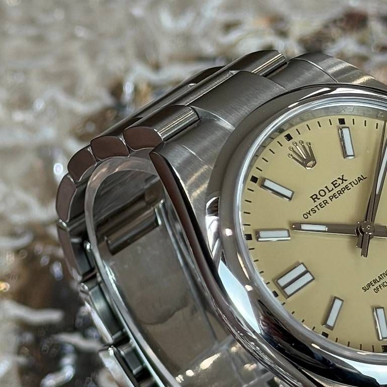 Orologi: Rolex Oyster Perpetual 41mm 134300 – Usato da Genève venduto da minty.watches 5