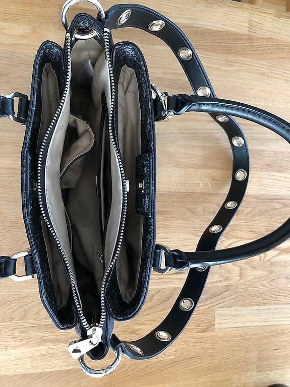 Guess Borse da donna: Guess Henkeltasche – Nuovo (secondo la descrizione) da Bassersdorf venduto da ella98 2