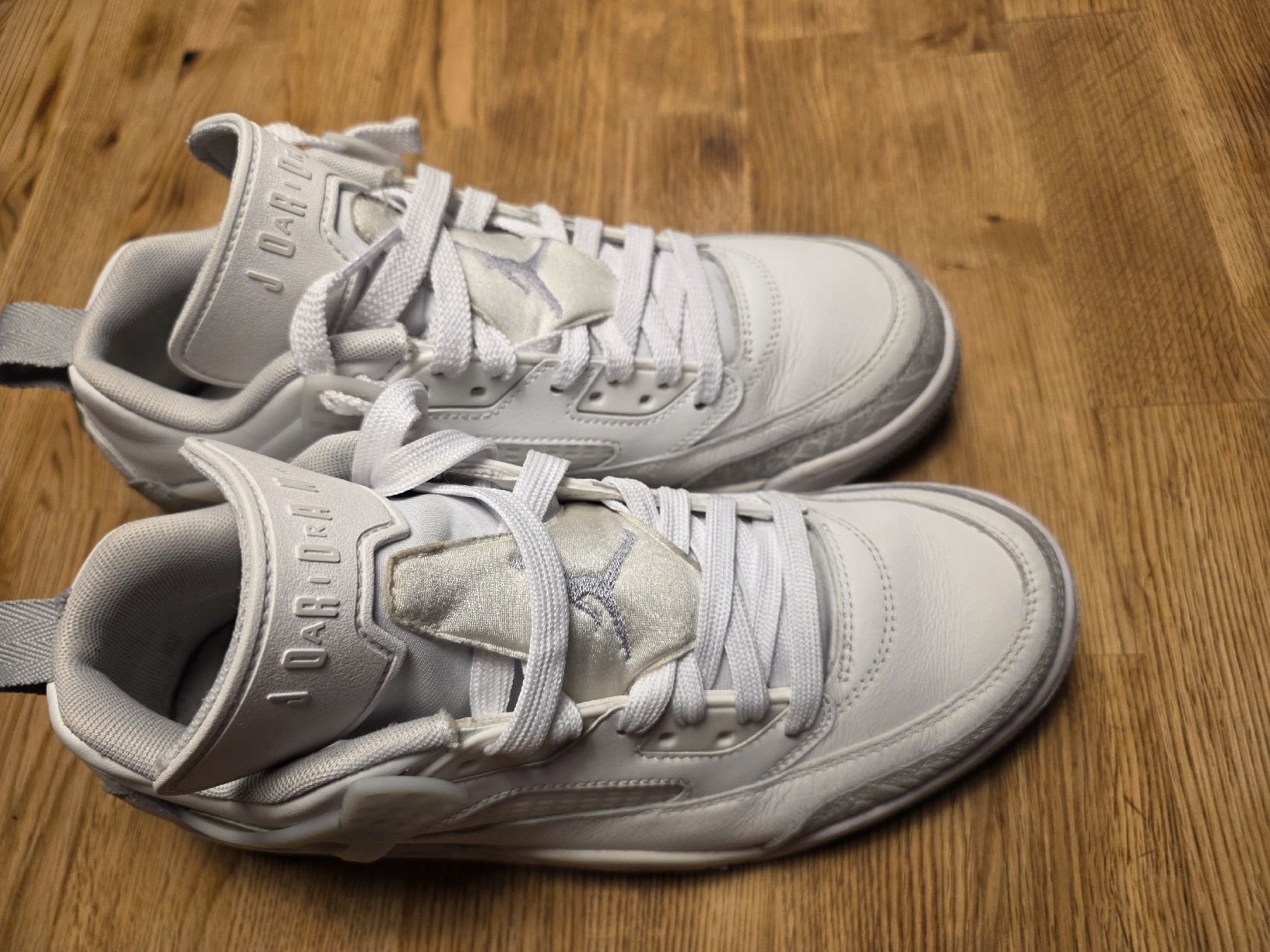 Scarpe da uomo: jordan Gr. 40 – Usato da Hinwil venduto da Nicen 2
