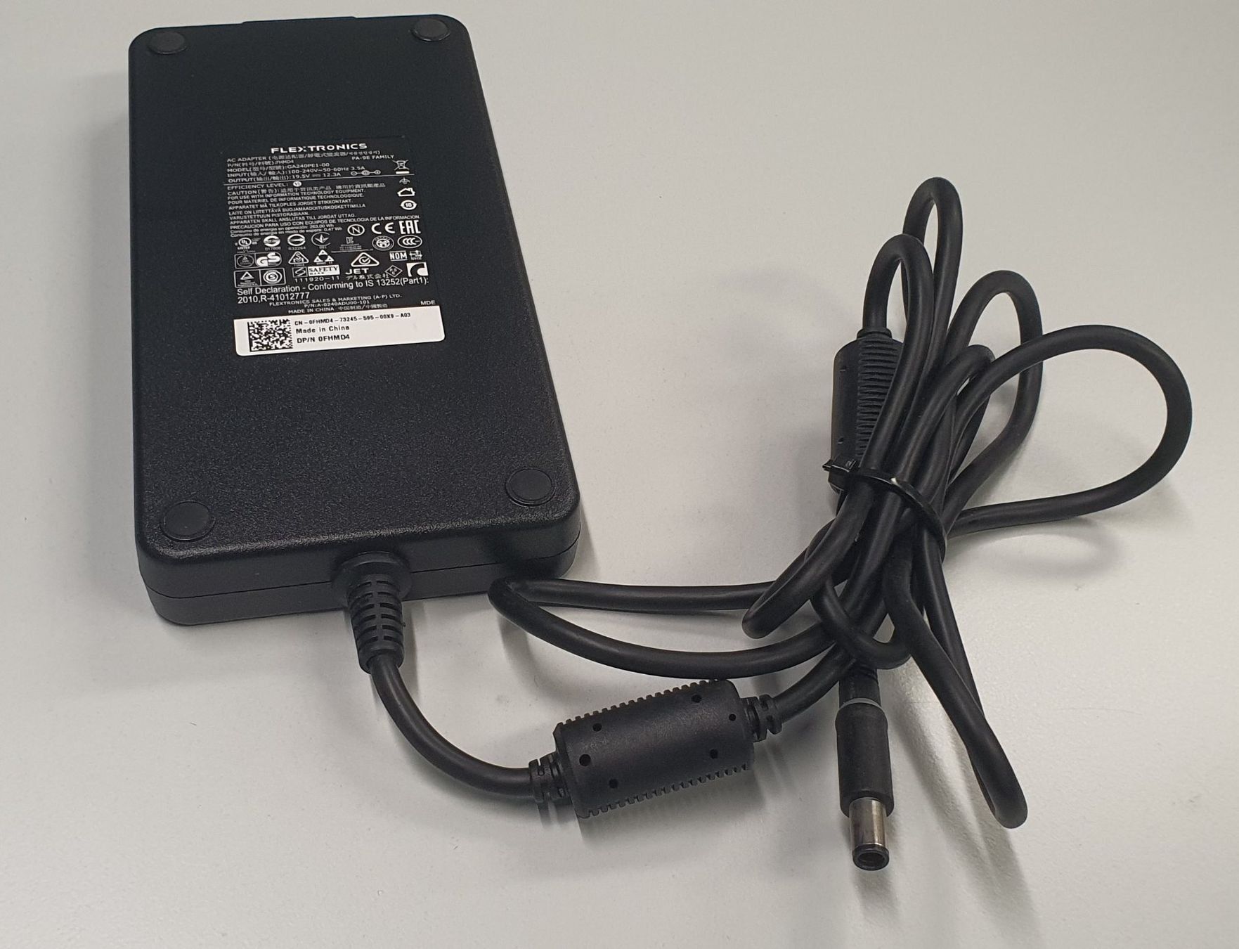 Dell Ladegerät: Dell Alienware Original Netzteil 19.5 V - 12.3 A – Gebraucht aus Adliswil von Busys