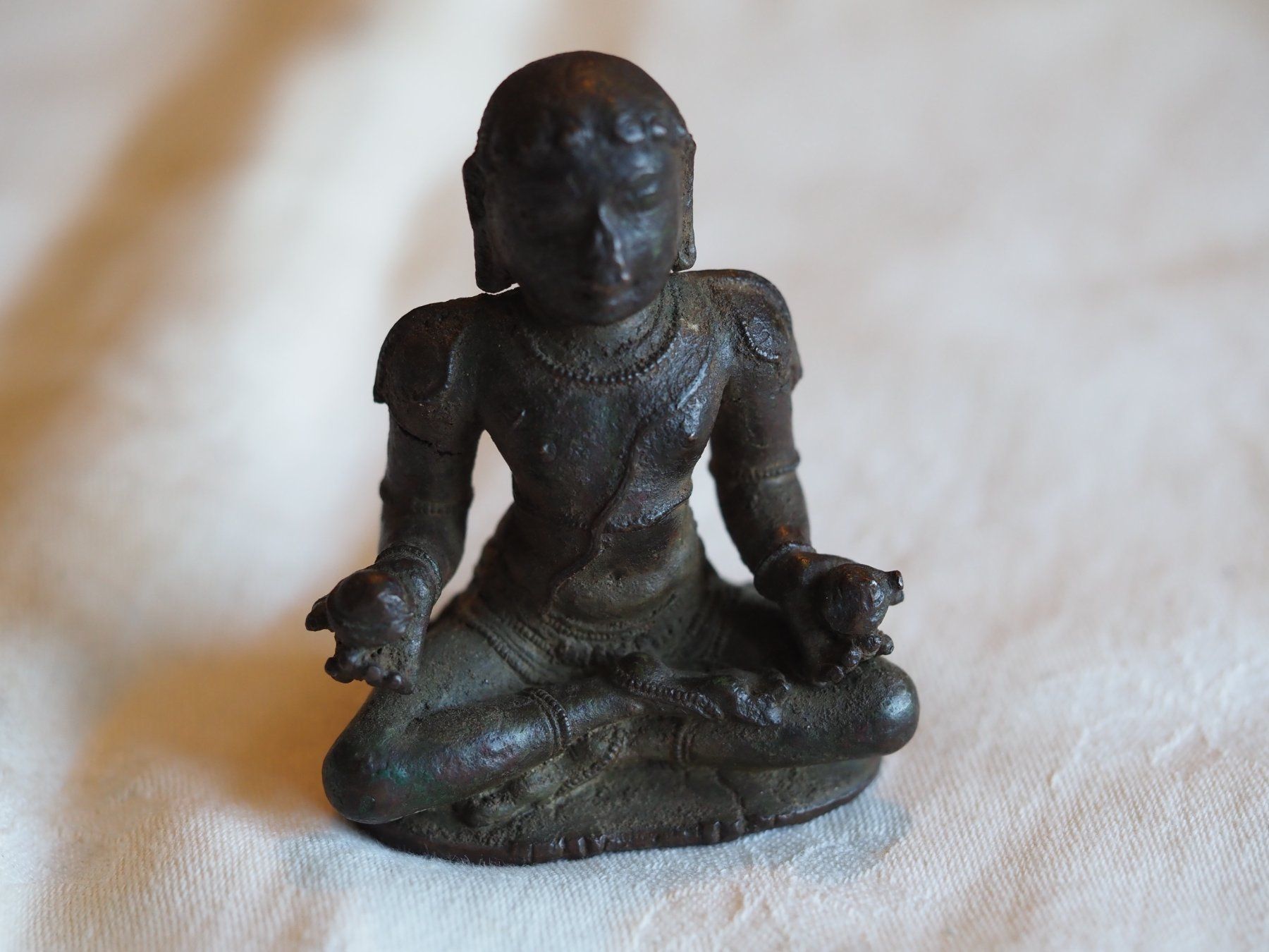 Figuren: Kleiner sitzender Budda – Gebraucht aus Schänis von Lobelie1