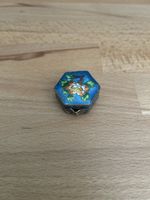 Boîte hexagonale émaillée fleurs bleu