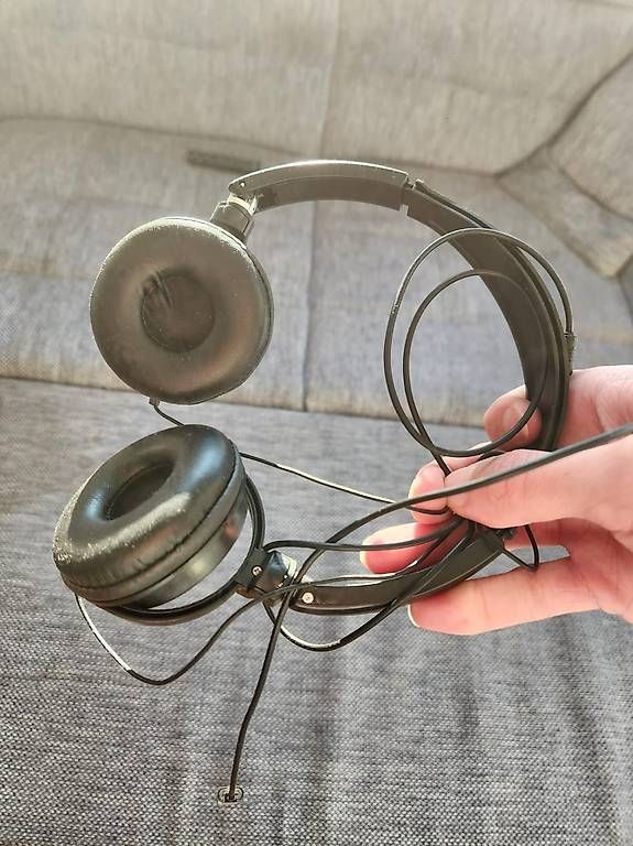 Cuffie: Kopfhörer mit USB C Anschluss – Usato da Gossau SG venduto da wri_m9b2