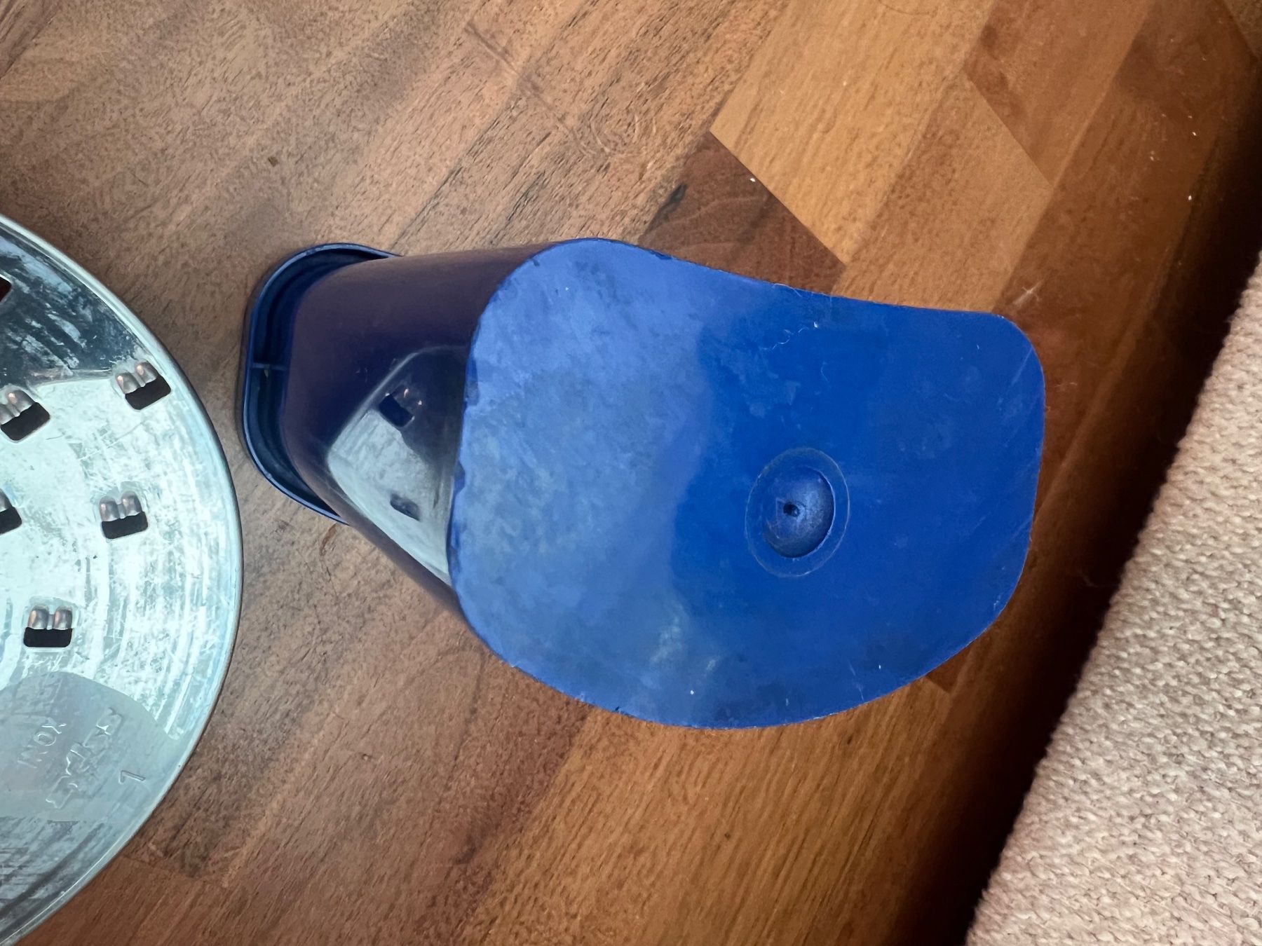 Zyliss Elettrodomestici da cucina: Zyliss  Gemüseschneider mit 2 x Scheiben Elektro – Usato da Jona venduto da Sariksa 6