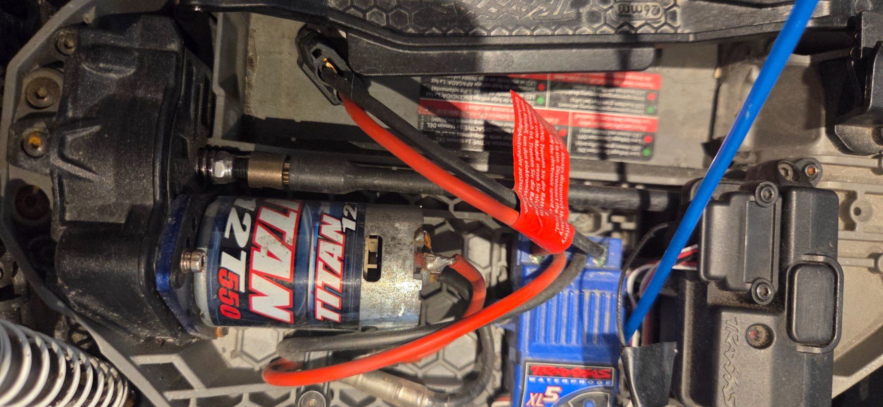 Traxxas Modellismo RC: Ferngesteuertes TRAXXAS RUSTLER 4X4 – Usato da Thusis venduto da naom 8