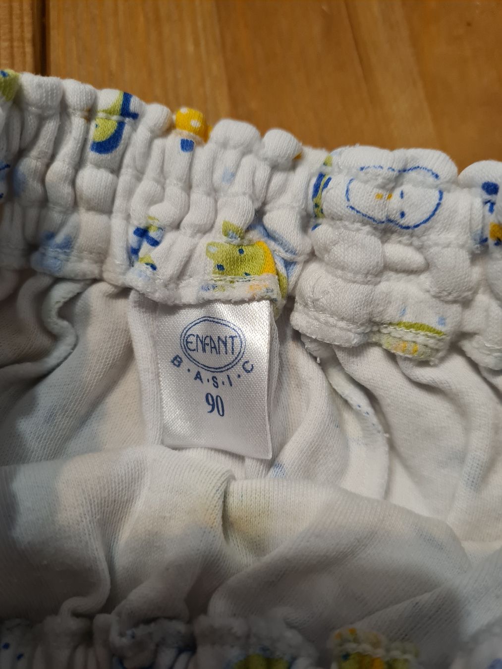 Hosen: ENFANT BASIC Hose Grösse 90 – Gebraucht aus Horw von Mirii91 1