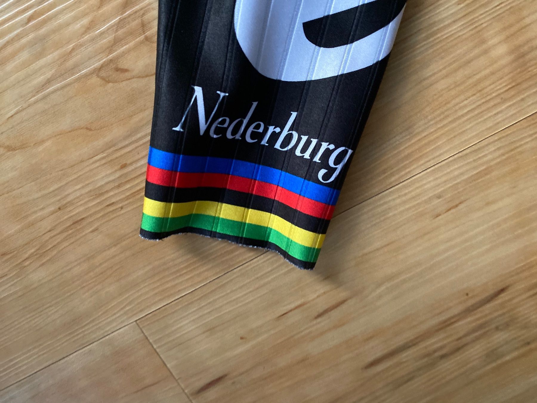 Canottiere & Pantaloni: Dimension data mark cavendish sprintsuit medium oakley – Usato da Appenzell venduto da classiccyclingkits 3