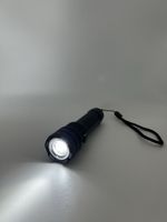 LED Taschenlampe 1000 Lumen – USB Wiederaufladbar – Kompakt