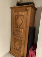 Antiker Schrank, Einzelstück, rustikal, vintage Look!