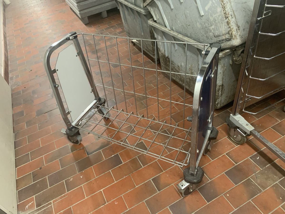 Valises & Sacs: Kleiner Gitterwagen / Tellerwagen – D'occasion à Opfikon par Safside