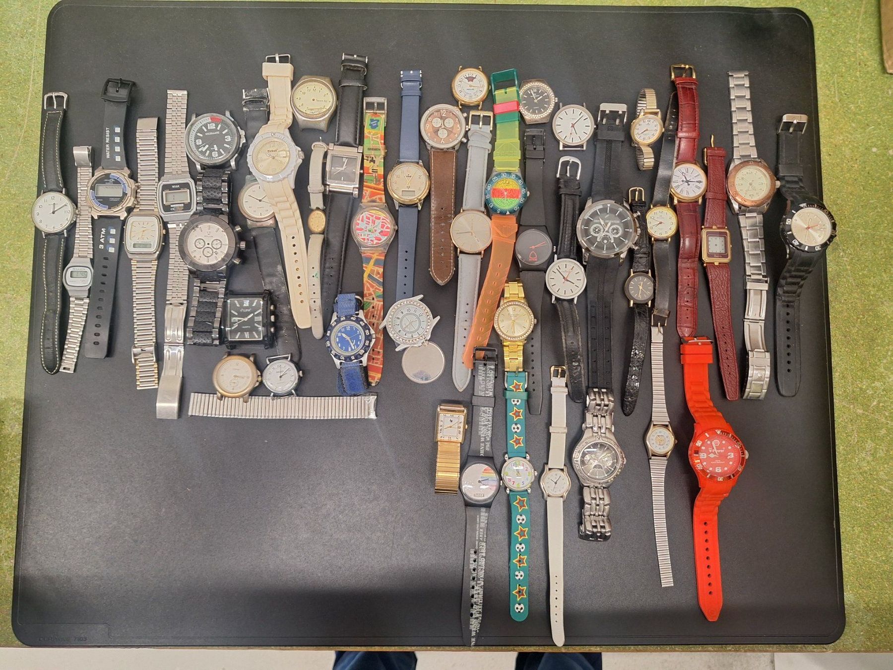 Orologi: Uhrenlot/Uhrenkonvolut – Difettoso da Allschwil venduto da SimauK