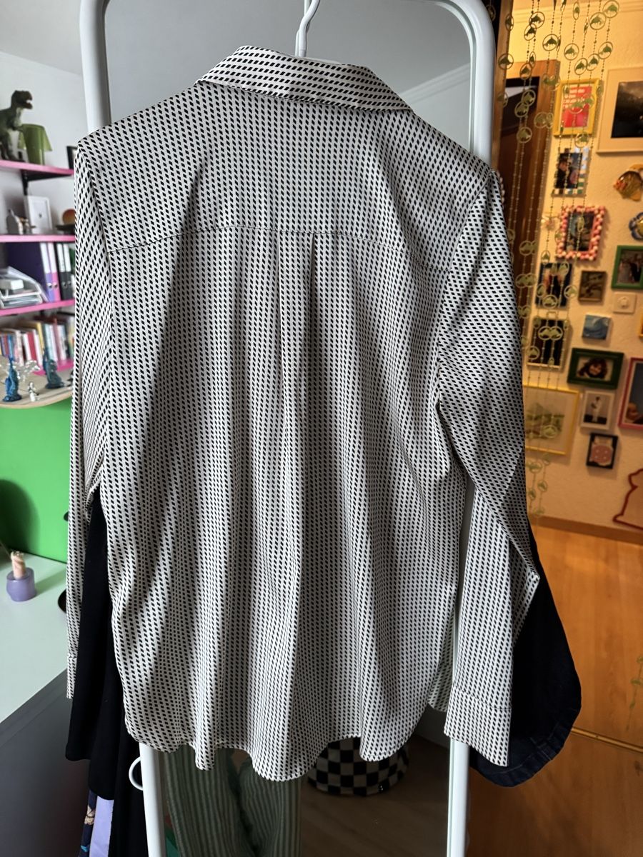 H&M Camicette: Satin Bluse H&M Gr S – Nuovo (secondo la descrizione) da Buochs venduto da nik_r7gm 2