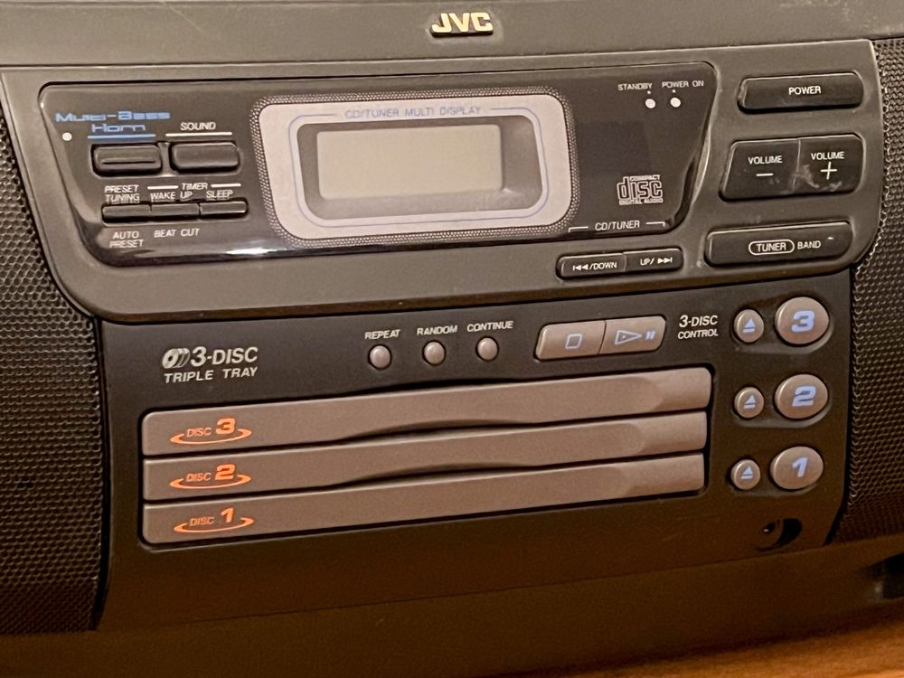JVC 3-fach CD-Wechsler Ghettoblaster Portable RC-XC1 (Gebraucht) in ...