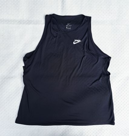 NEU! Sporttop "YOGA" von Nike Gr. XL