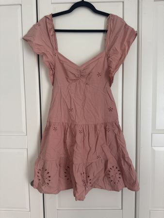 ZARA Kleid rosa mit Lochstickerei, Gr. XS