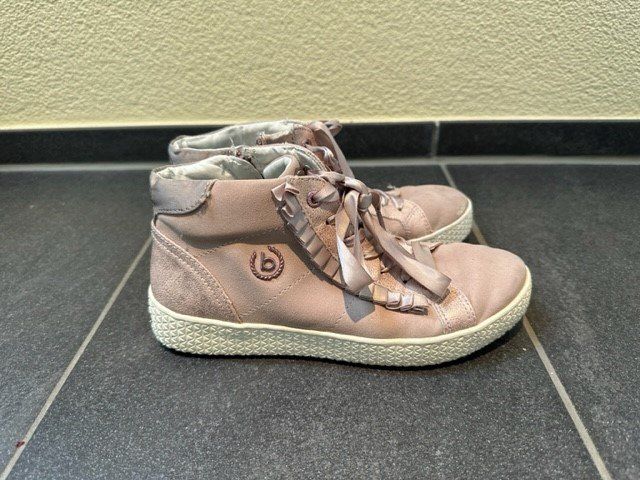 Schuhe für Mädchen: Kinderschuhe – Gebraucht aus Hägendorf von oezi74