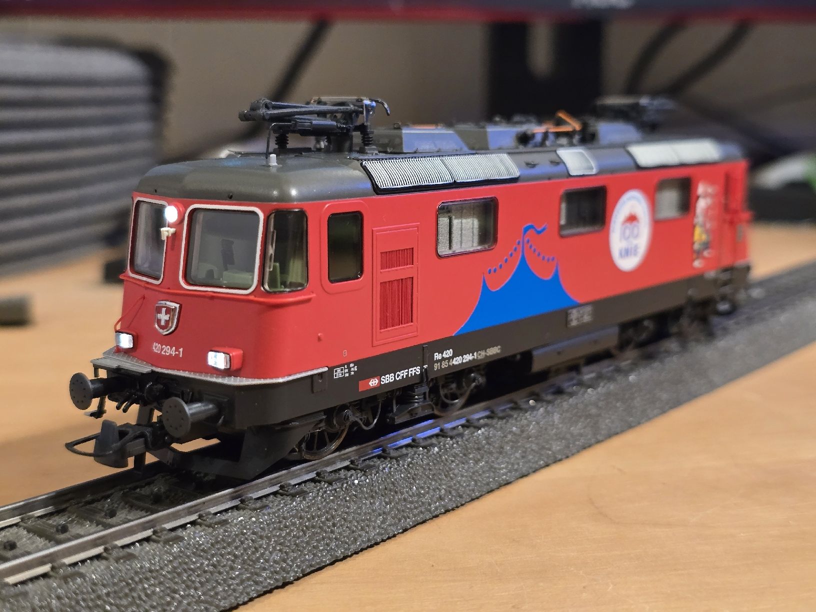 Roco Modellini di ferrovie: Roco Re 420 Knie – Usato da Mettmenstetten venduto da ric_ww8q