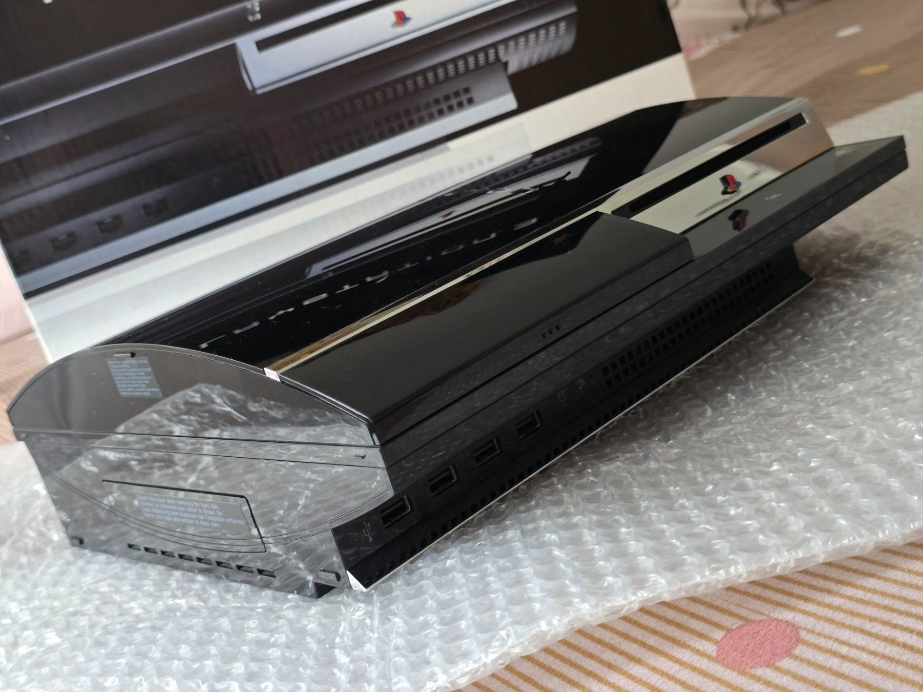 Sony Konsolen: PS3/60GB kompatibel mit PS1& PS2 Spielen/sehr guter Zustand – Gebraucht aus Liestal von Berr 2