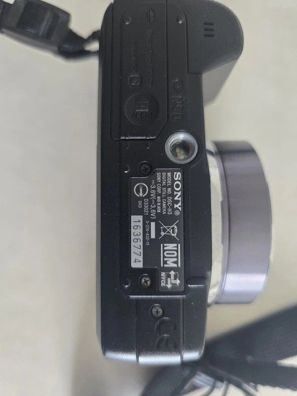 Sony Fotocamera: Sony DSC-H3 Digitalkamera Kompakt – Usato da Reinach BL venduto da colmarer 5