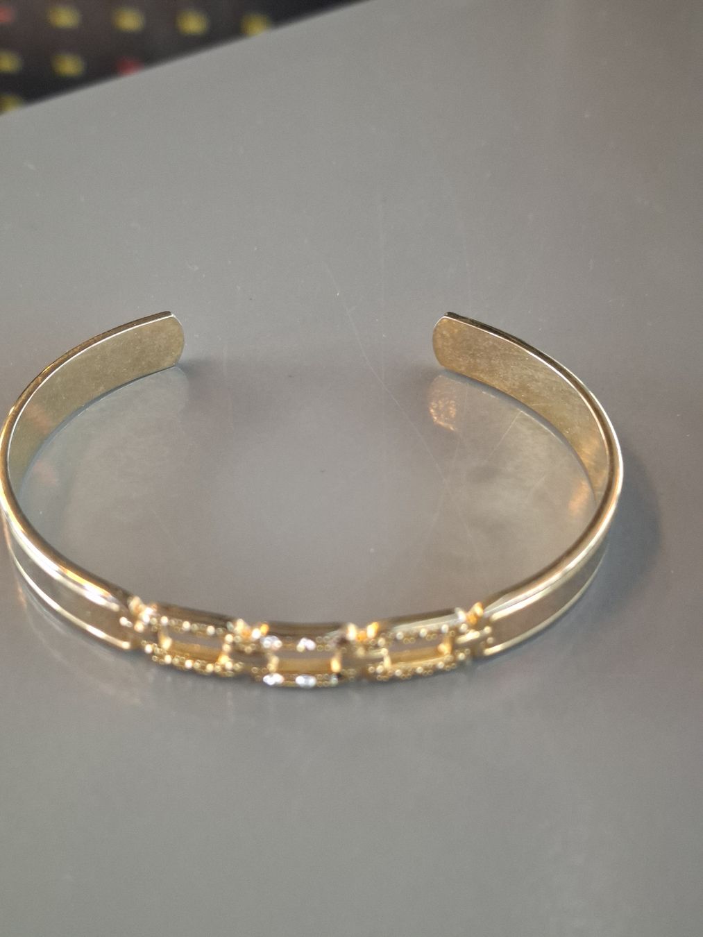 Bracelets: Braccialetto rigido – Défectueux à Motto Blenio par Vigio