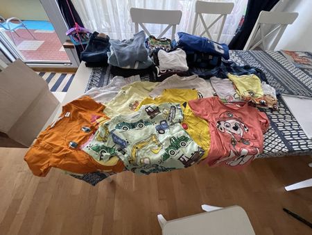 Kinderkleidung Grösse 98  guter Zustand