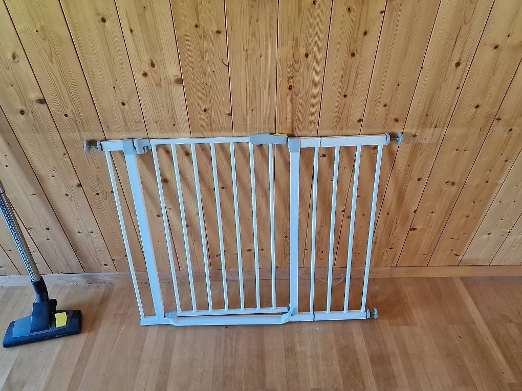 Tutto per la sicurezza: Hauck Treppenschutzgitter  – Usato da Appenzell Eggerst. venduto da steffi587