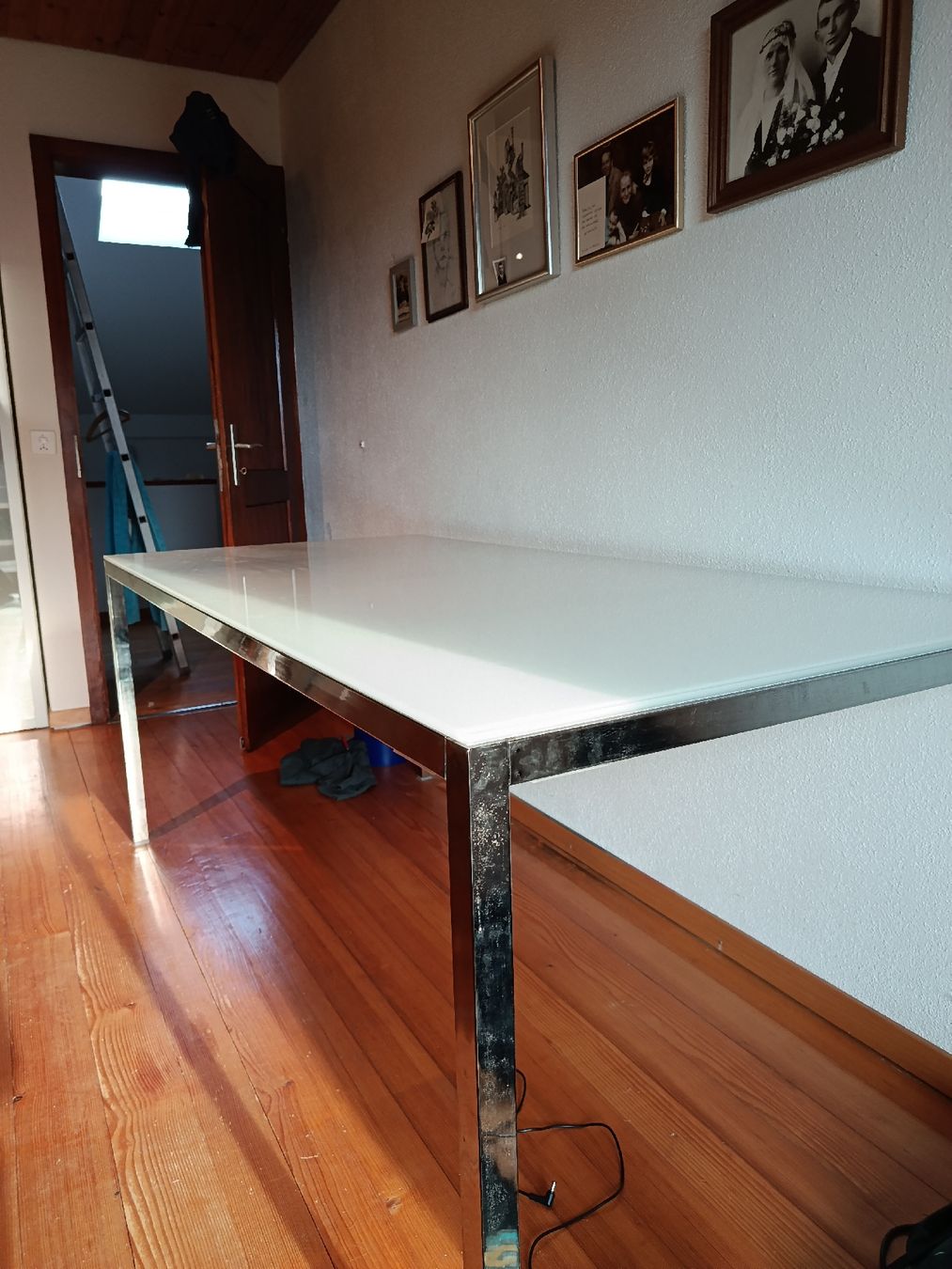 Bureaux: Glass Schreibtisch  – D'occasion à Staufen par leo_d5c7