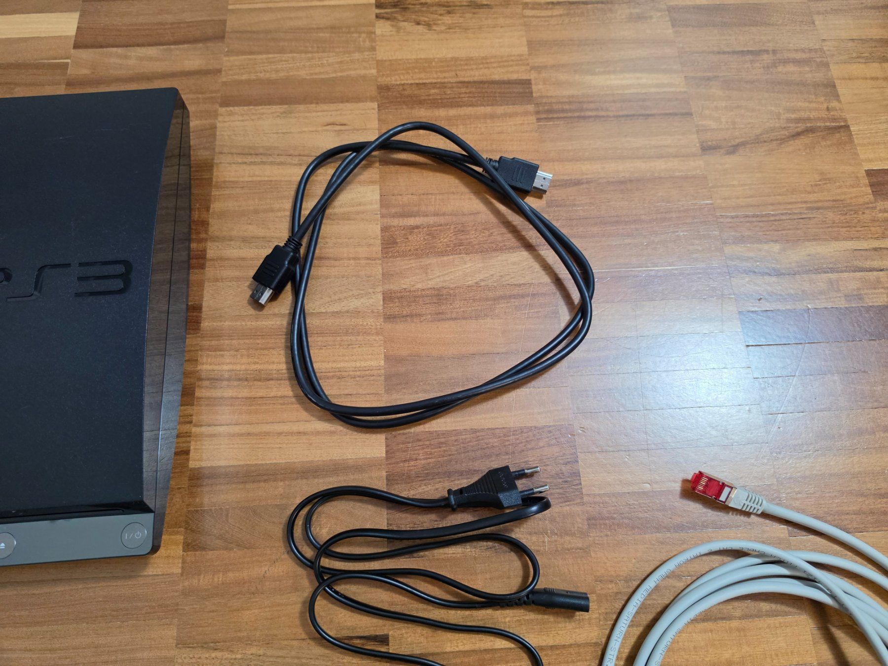 Sony Console: PS3 Slim Konsole mit Zubehör ab 1 Fr.- – Usato da Chur venduto da Ghostwulf 4