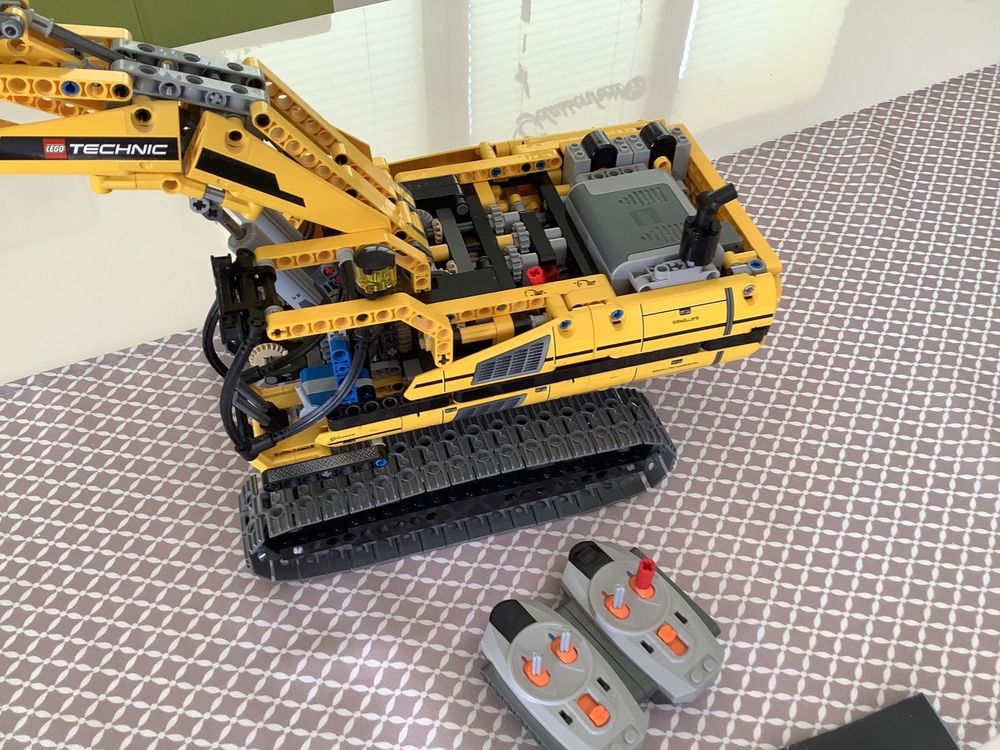 Lego Technik Bagger 8043 komplett (Gebraucht) in Weinfelden für CHF 195 ...