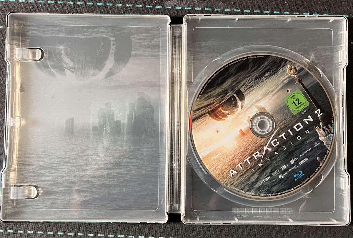 Alle DVDs: Attraktion 2.  Invasion – Gebraucht aus Winterthur von and_kf68 1