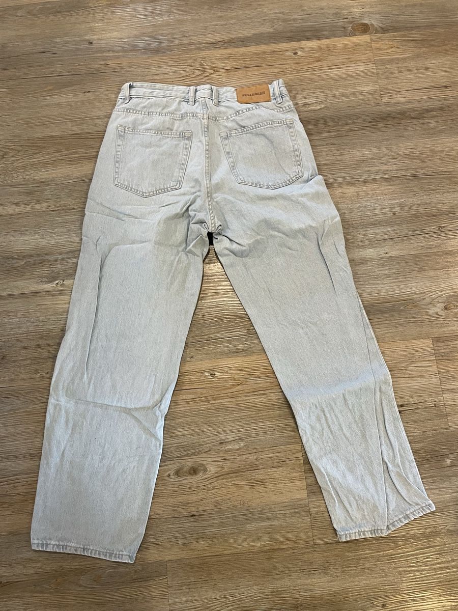 Pull&Bear Pantaloni: Hose – Usato da Süderen venduto da Da1910