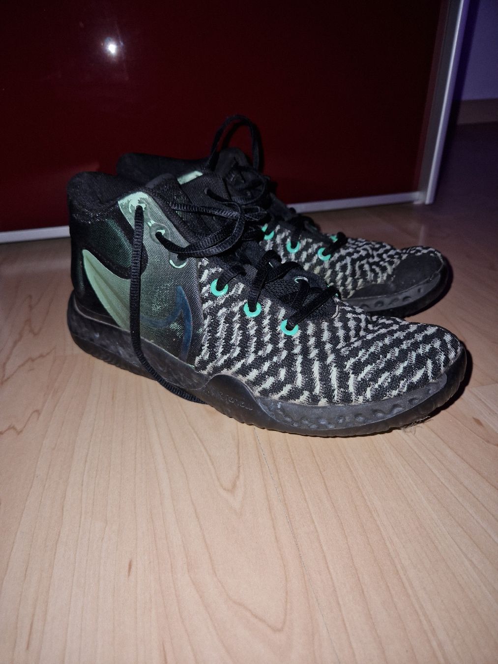 Nike Herrenschuhe: Nike KD Trey 5 VIII Schwarz – Gebraucht aus Hohentannen von MagmaCollectibles