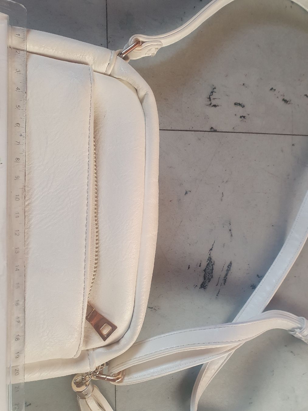 Sacs femmes: Handtasche – D'occasion à Moosseedorf par Sonnenschein.. 1