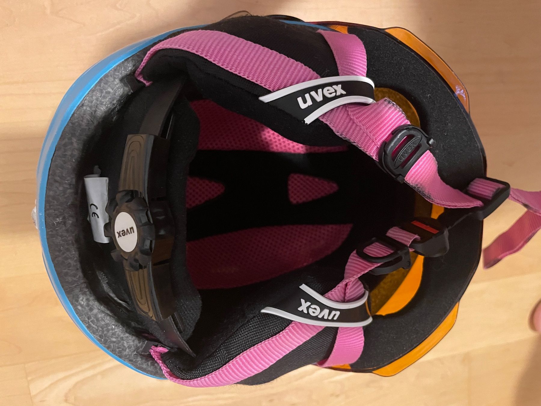 Uvex Caschi: 46-52 Uvex Kinder Skihelm mit Visier hellblau unfallfrei – Usato da Winterthur venduto da calbecht 2