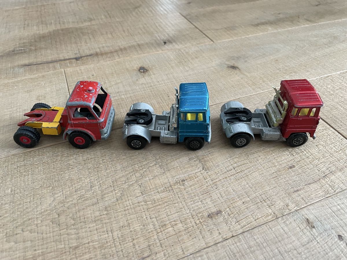 Matchbox Modellautos: 3 Matchbox Modellautos Sattelschlepper  – Gebraucht aus Frauenfeld von Challenger77 2
