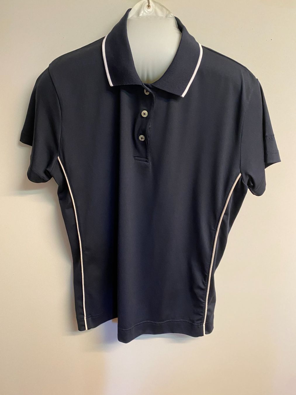 T-shirt: BACKTEE Golf Shirt - Grösse L – Usato da Fischbach-Göslikon venduto da zeb_2vfq