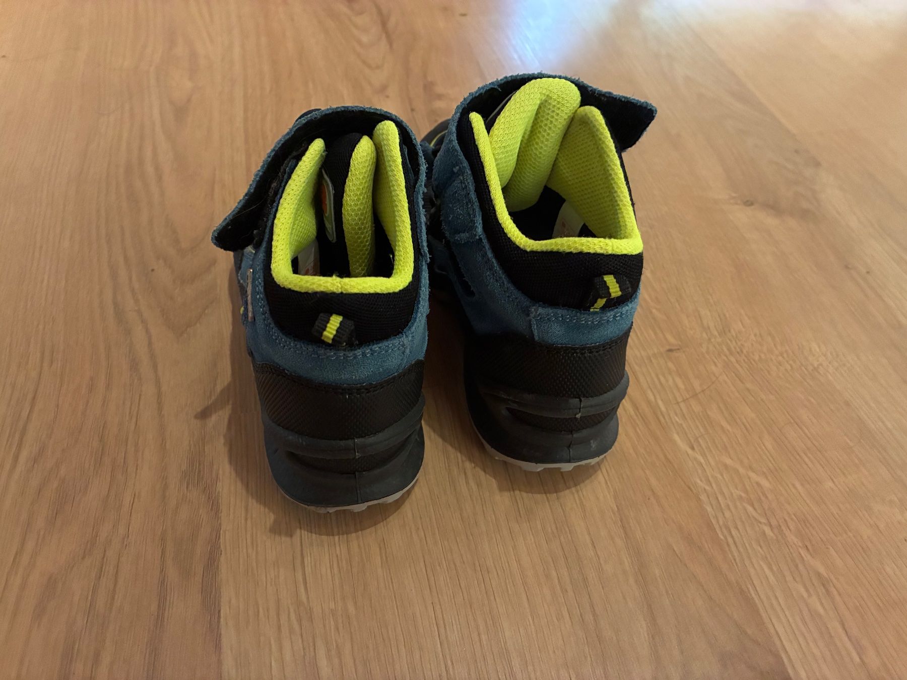 Elefanten Scarpe per ragazzi: Wanderschuhe von Elefanten, Grösse 30, weit – Usato da Eggenwil venduto da mic_b5l2 3