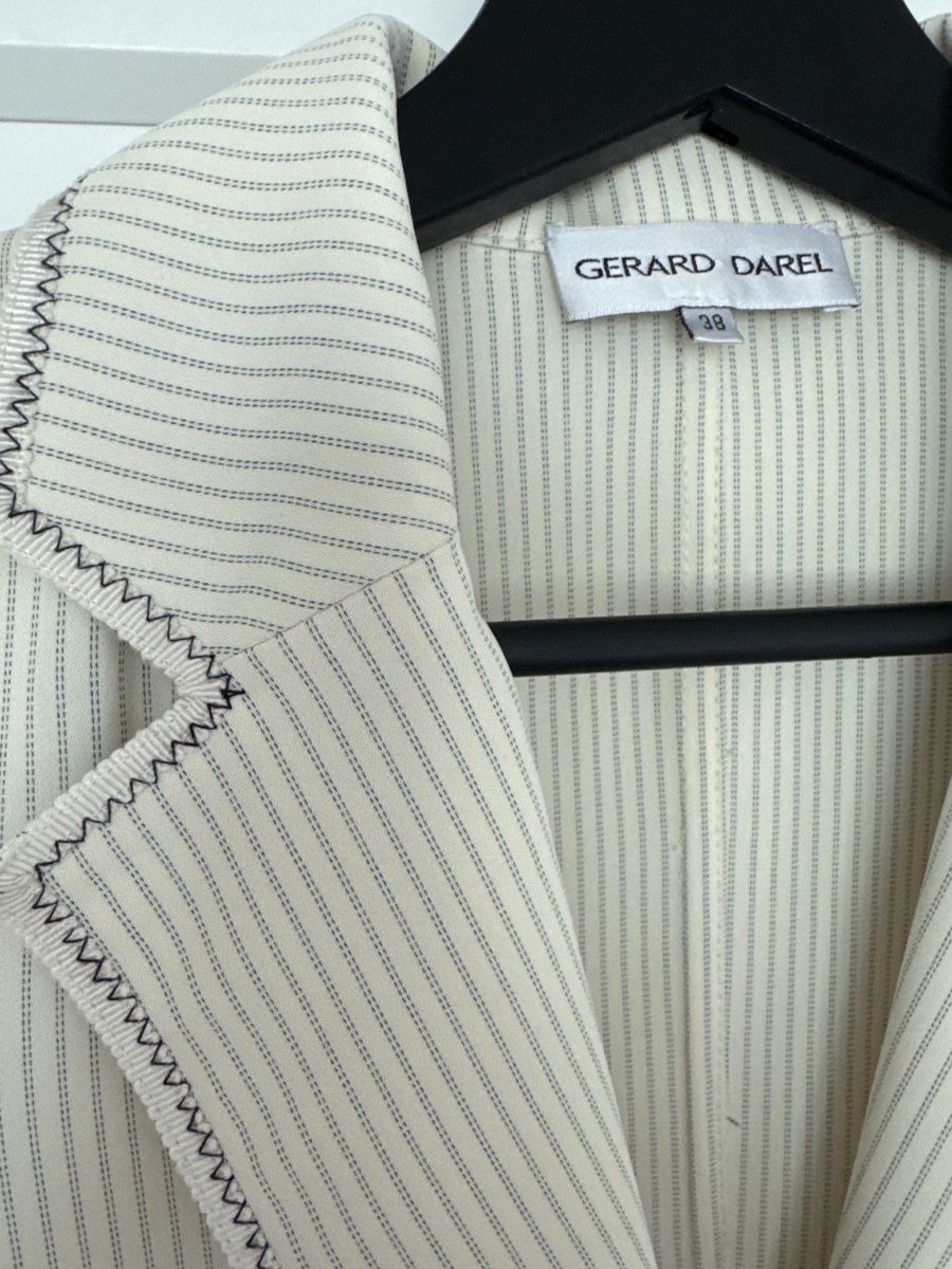 Gérard Darel Completi & Tailleur: Sommer Anzug von Gerard Darel Gr 38 – Usato da Freienbach venduto da buyzebra 3