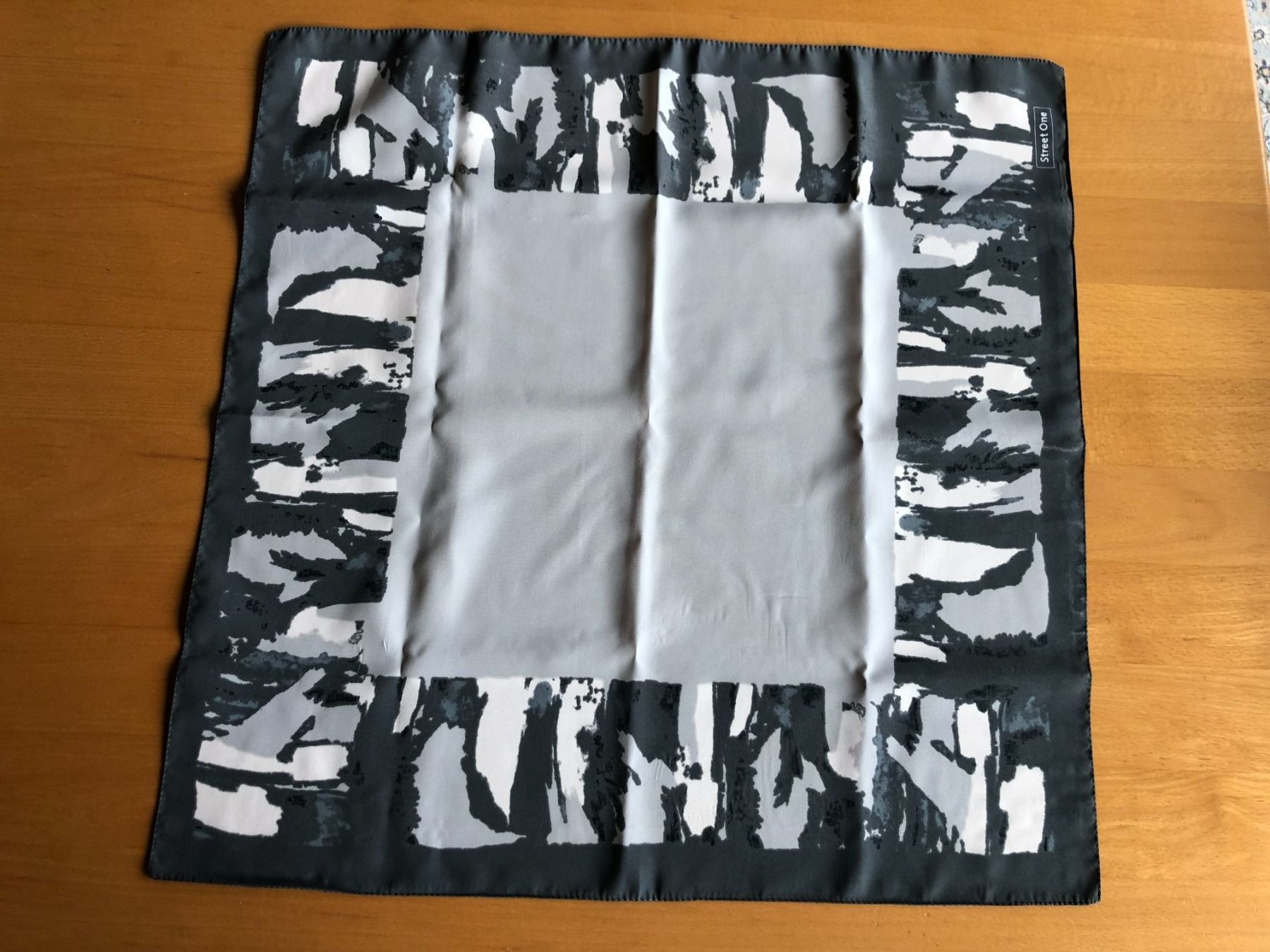 Foulard & Sciarpe: Street One - Foulard – Usato da Hagendorn venduto da Teora66